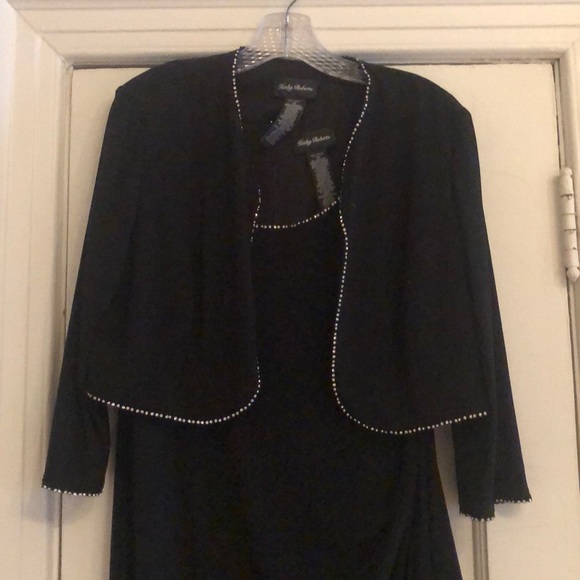 kathy roberts Dresses & Skirts - Black elegant long black dress with cover up